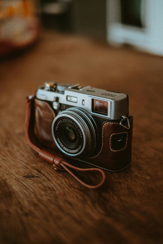 Best Vintage Cameras to Buy in 2025: A Guide to Classic Photography