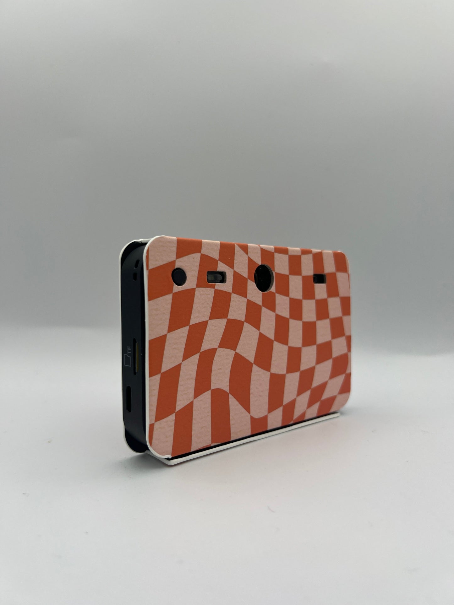 Cappy Camera - Groovy Checkers